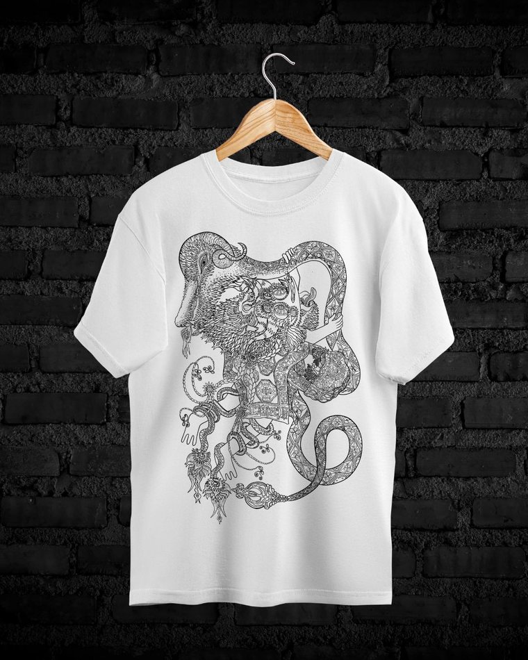 Guardián II, polera con arte de Memo Rodríguez